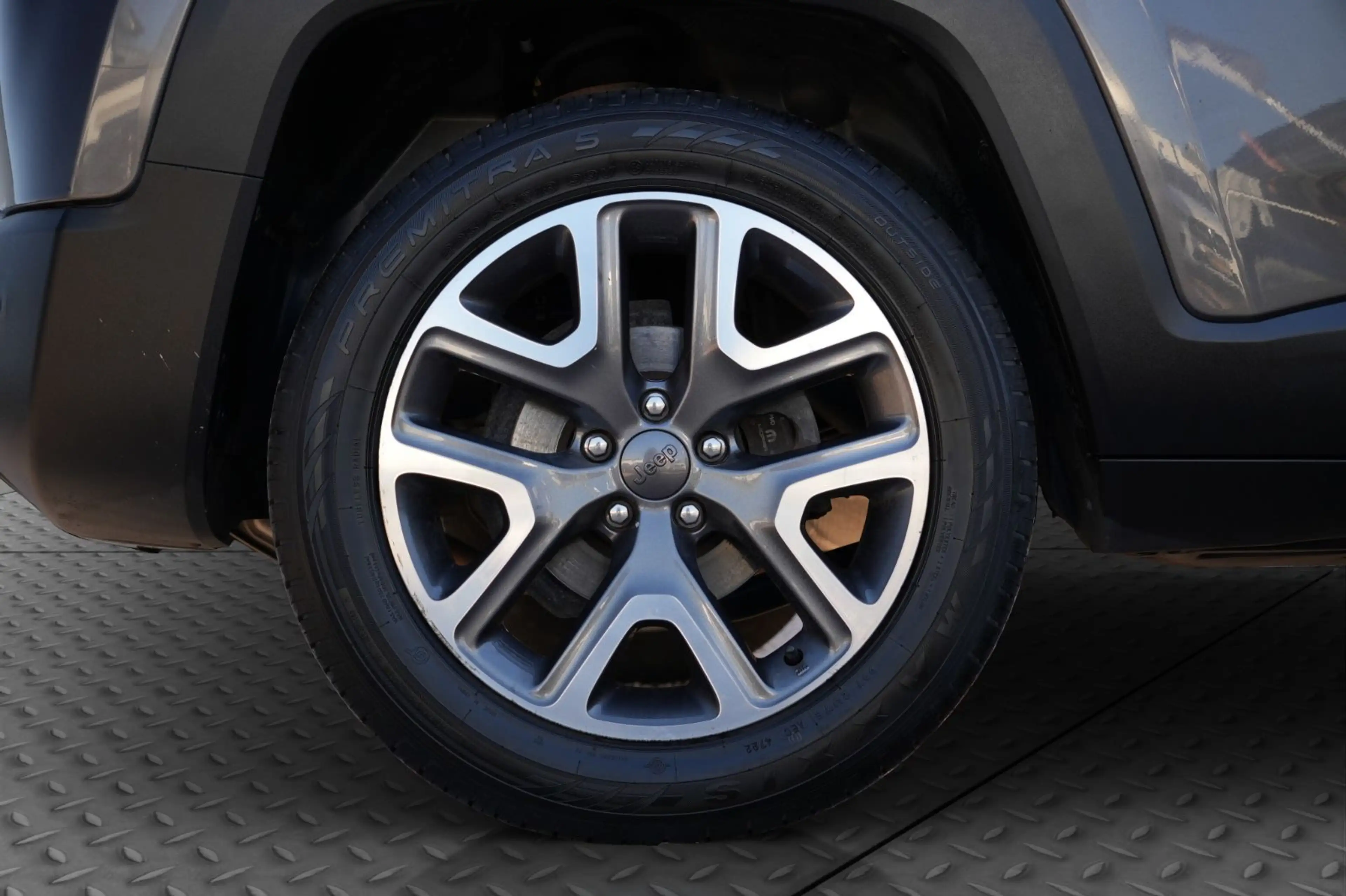 Jeep Renegade Longitude FWD/PDC/NAVI/TÜV NEU/1.HAND — photo 36