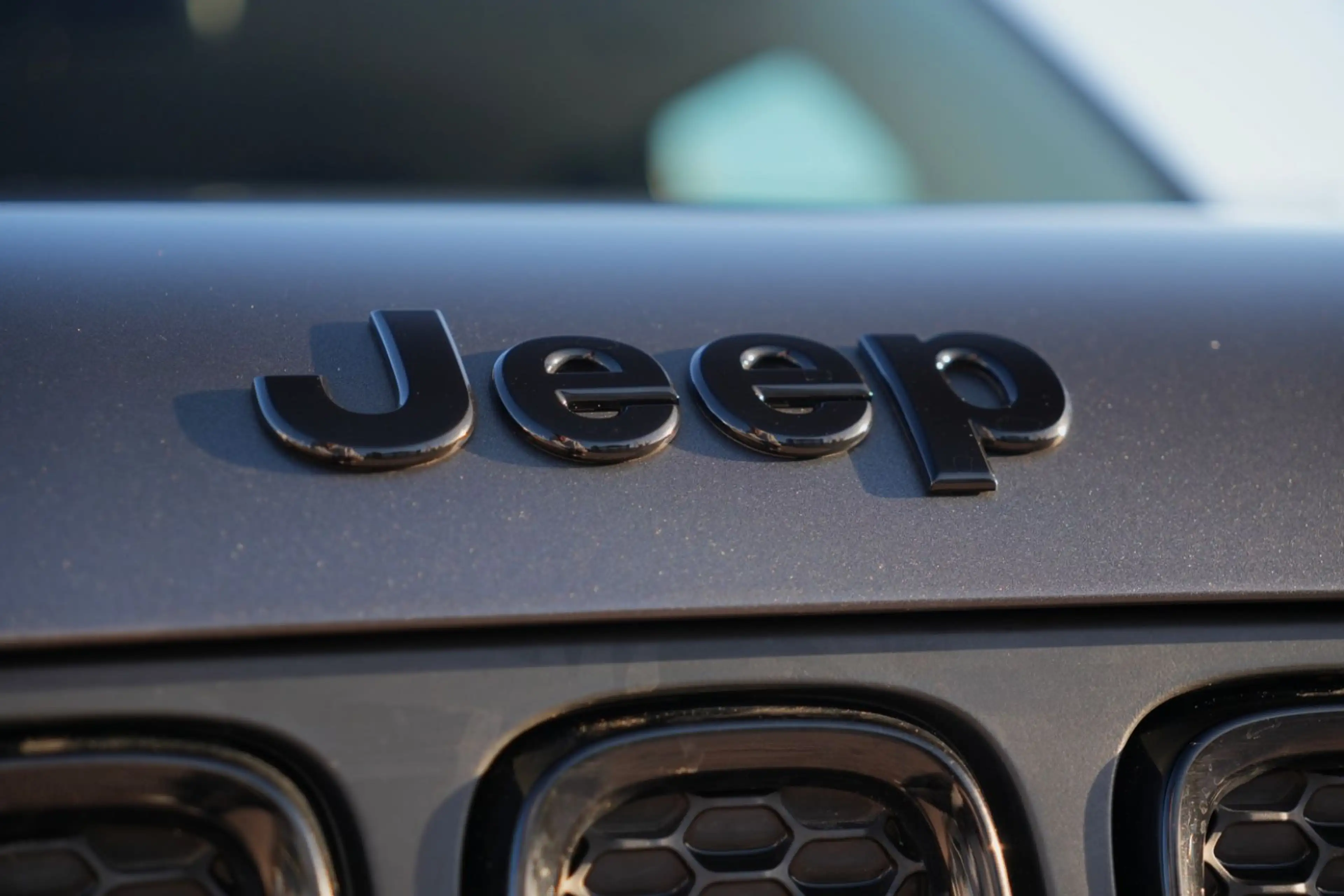 Jeep Renegade Longitude FWD/PDC/NAVI/TÜV NEU/1.HAND — photo 39