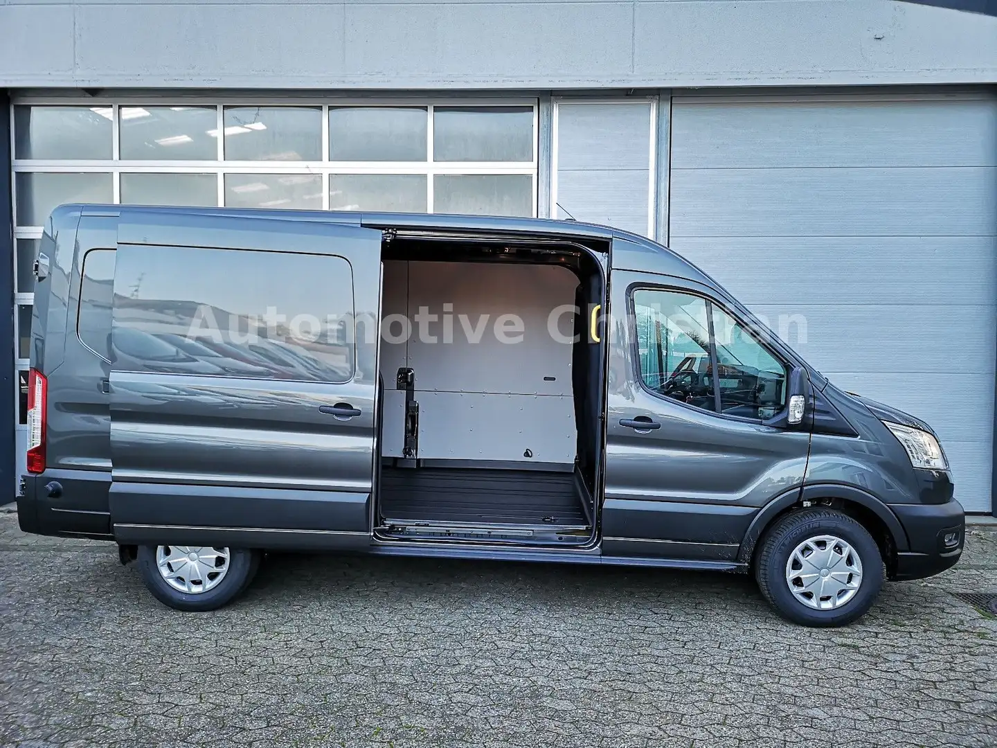 Ford Transit FT 350 130 L3H2 Trend/12"/AHK/256° Gris - 2