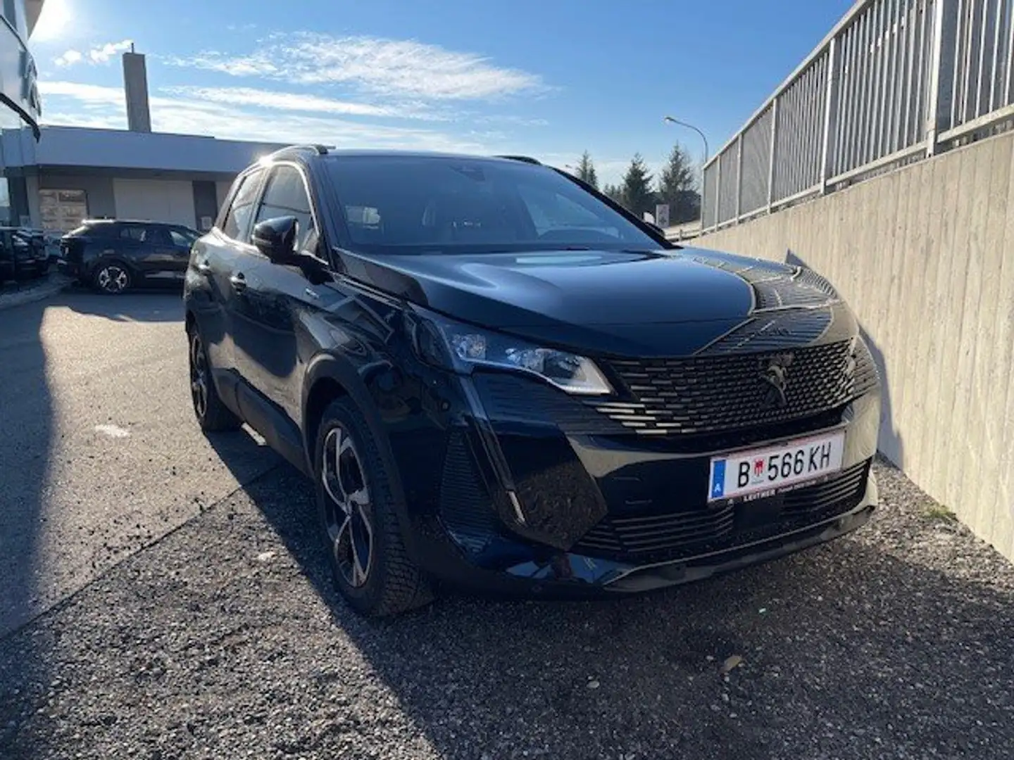 Peugeot 3008 GT HYBRID ALLRAD 3008 E-EAT8 Schwarz - 1