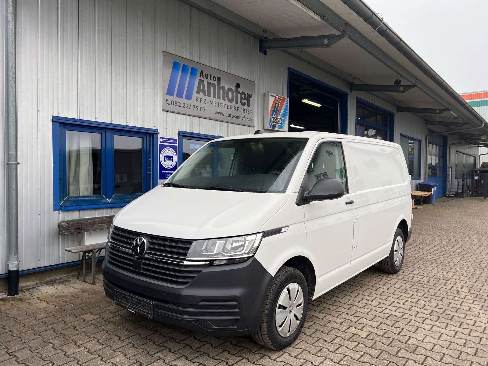 Second hand Volkswagen Transporter T6