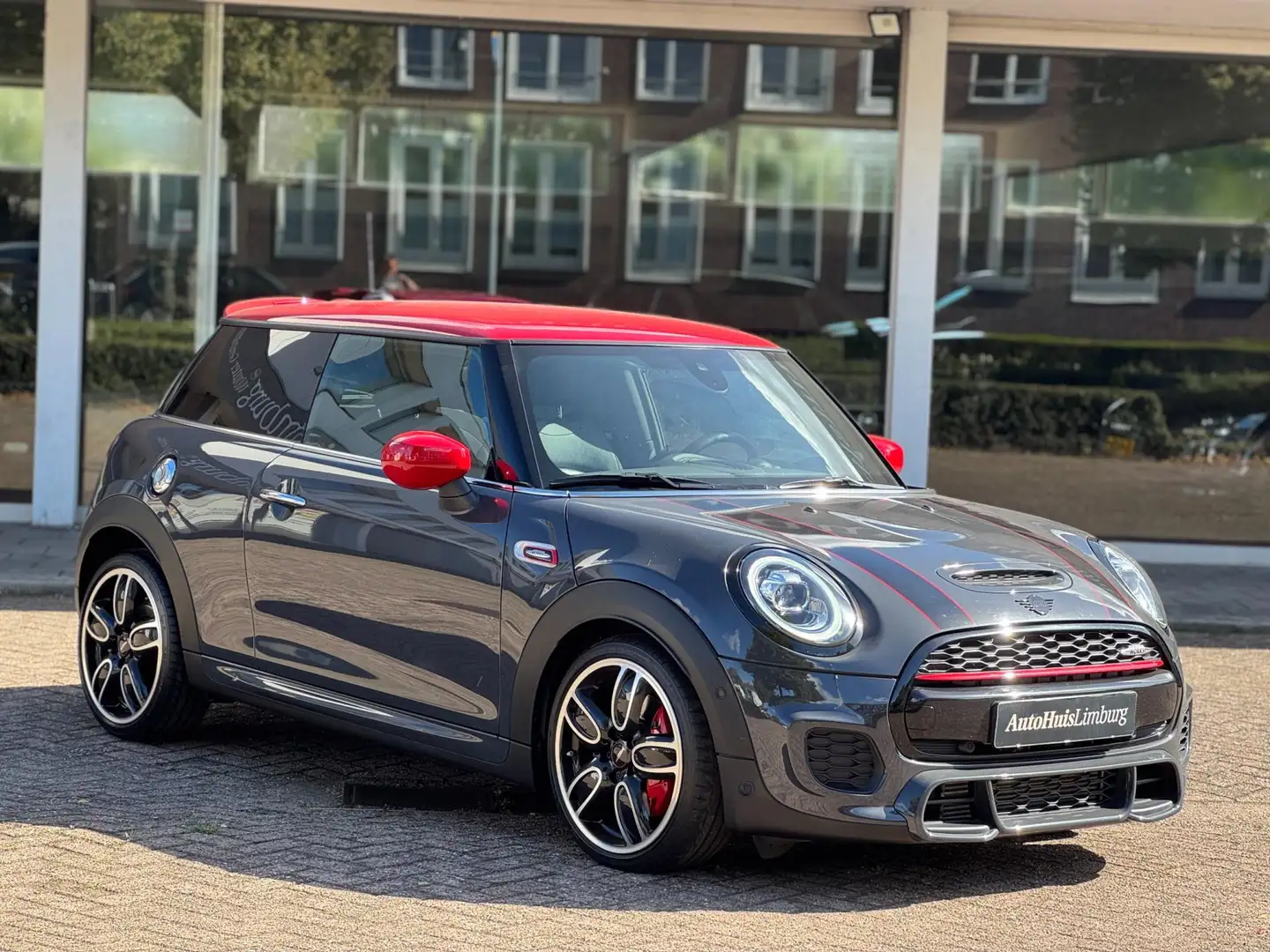 MINI John Cooper Works Mini 2.0 Works|231PK|Nav|Camera|Nieuwstaat!|Thunde Grijs - 2