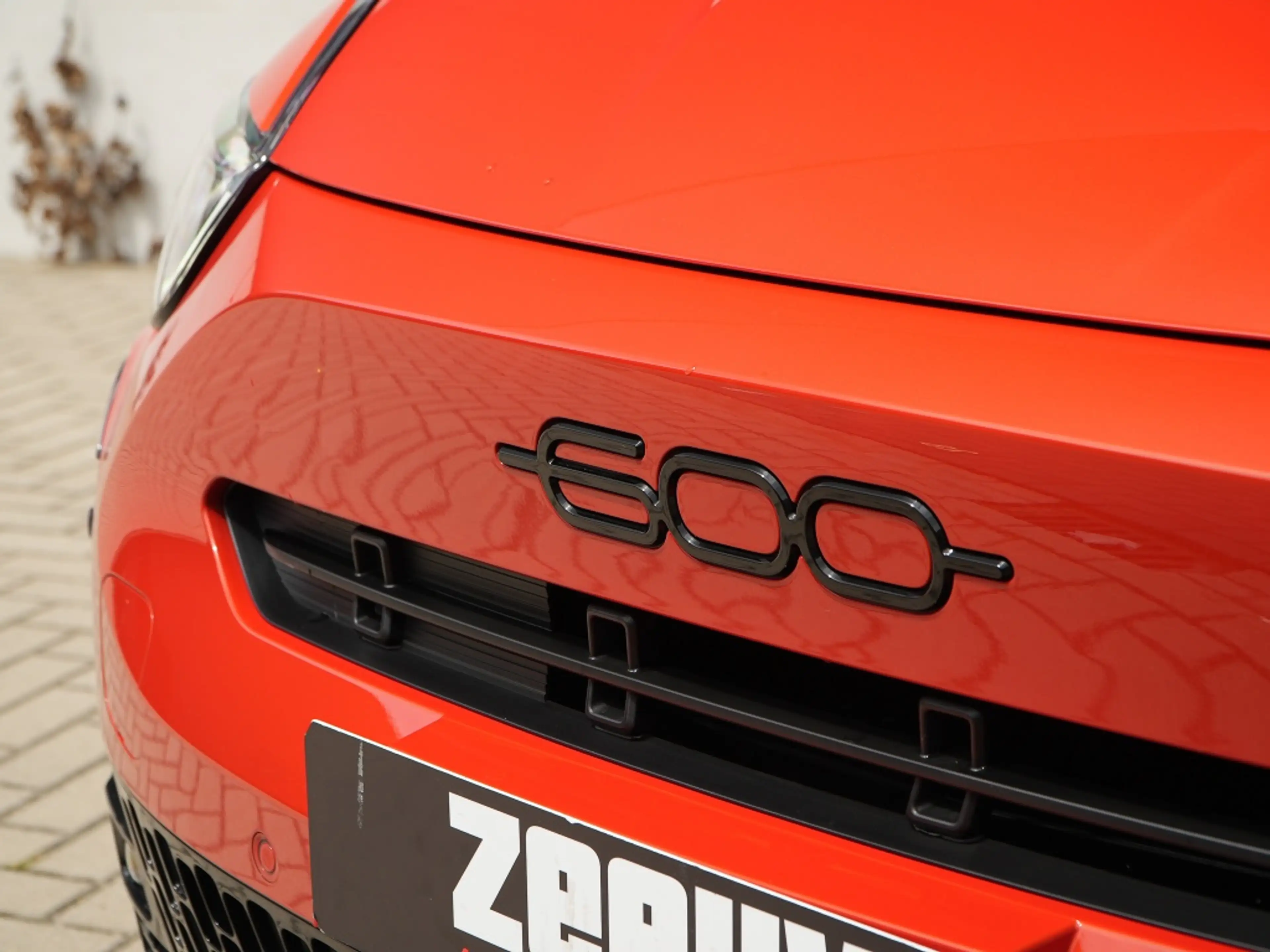 Fiat 600e Sport 54 kWh | Carplay | Camera | Winter | 18" — photo 6