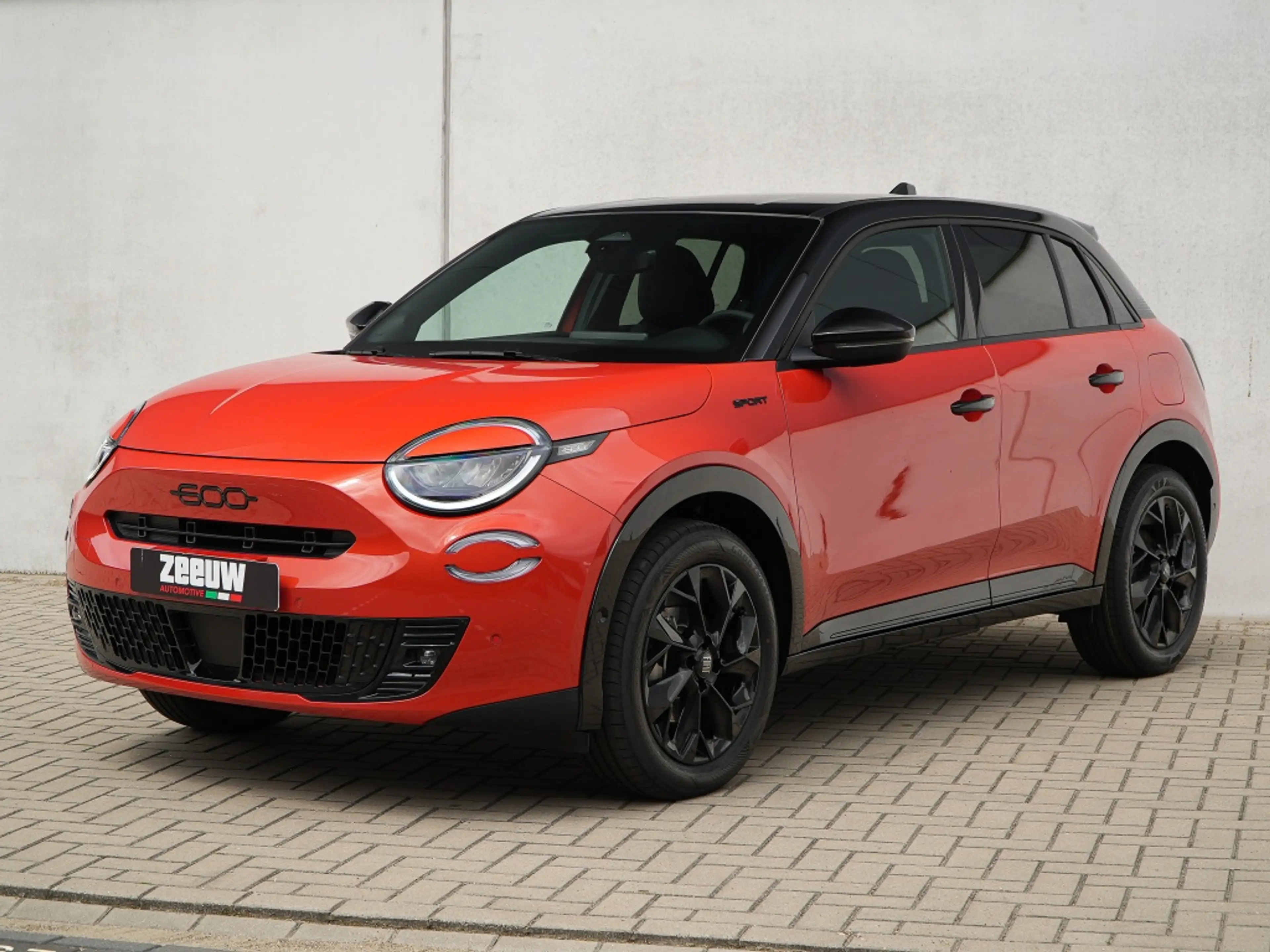 Fiat 600e Sport 54 kWh | Carplay | Camera | Winter | 18" — photo 9