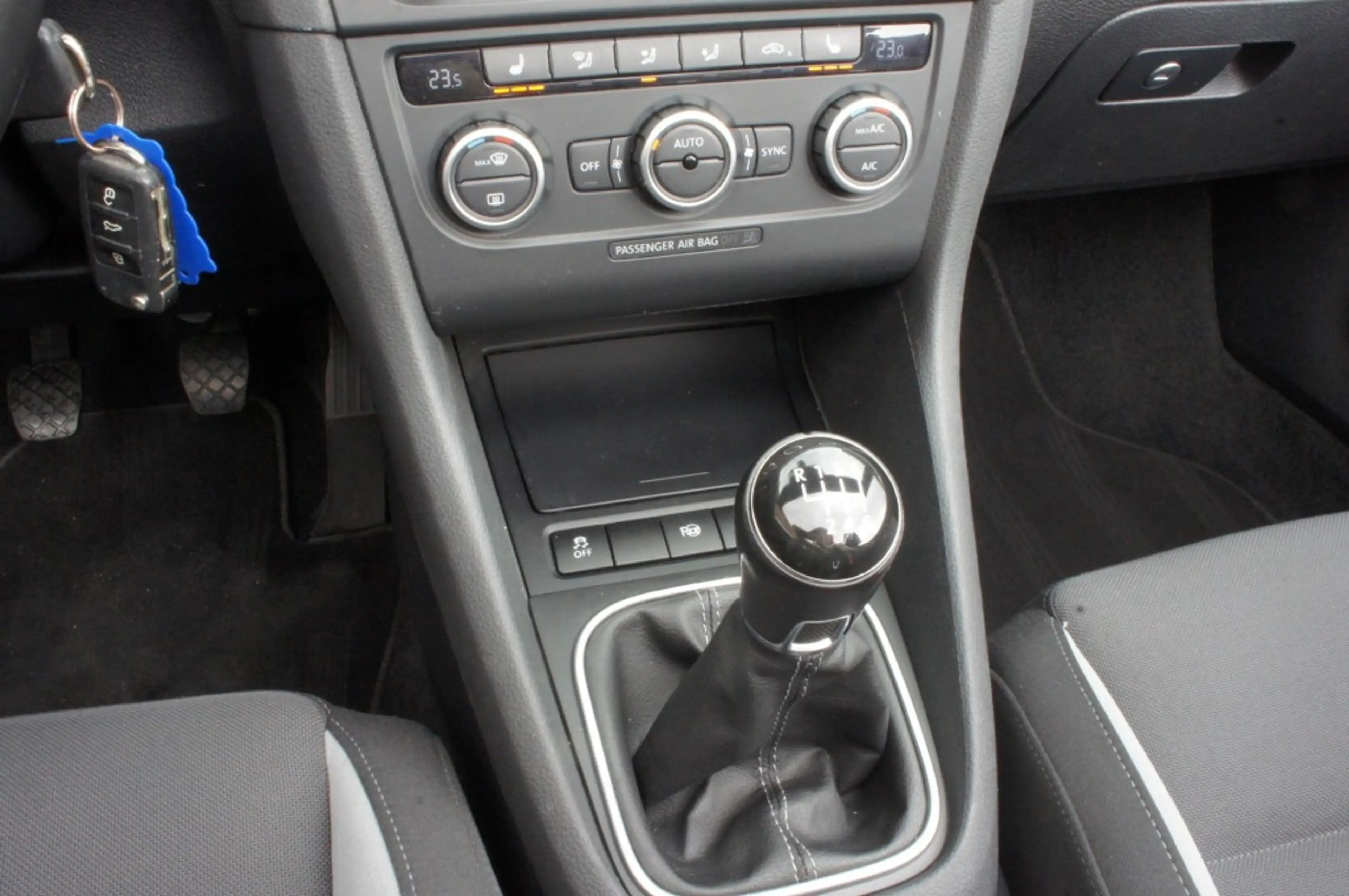 Volkswagen Golf Cabriolet 1.2 TSI CUP EDITION NAVI/PDC/CRUISE/STOELVERW PERF — photo 13