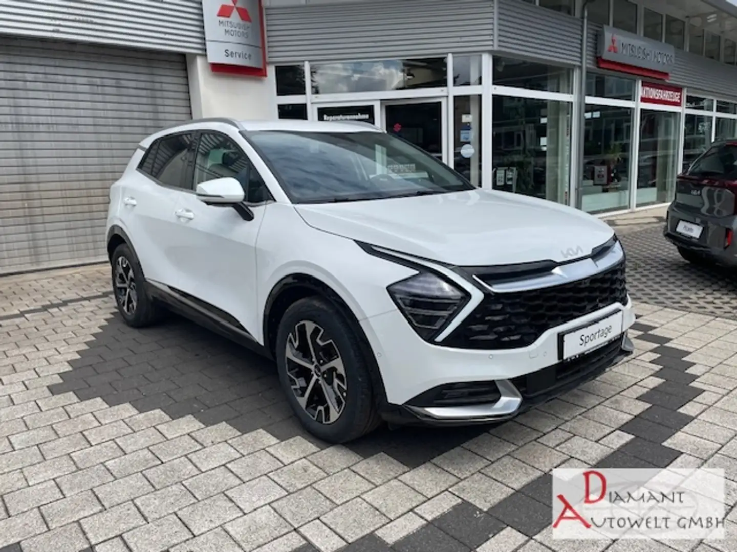 Kia Sportage HEV 1.6T 2WD Spirit DriveWise Paket Weiß - 2