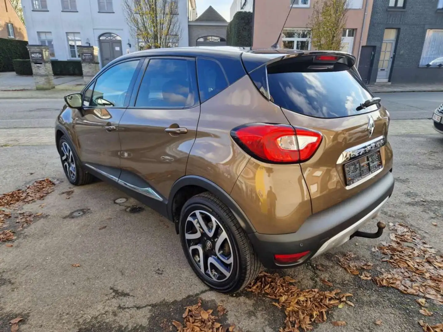 Renault Captur 1.2 TCe Energy Extrem Brun - 2