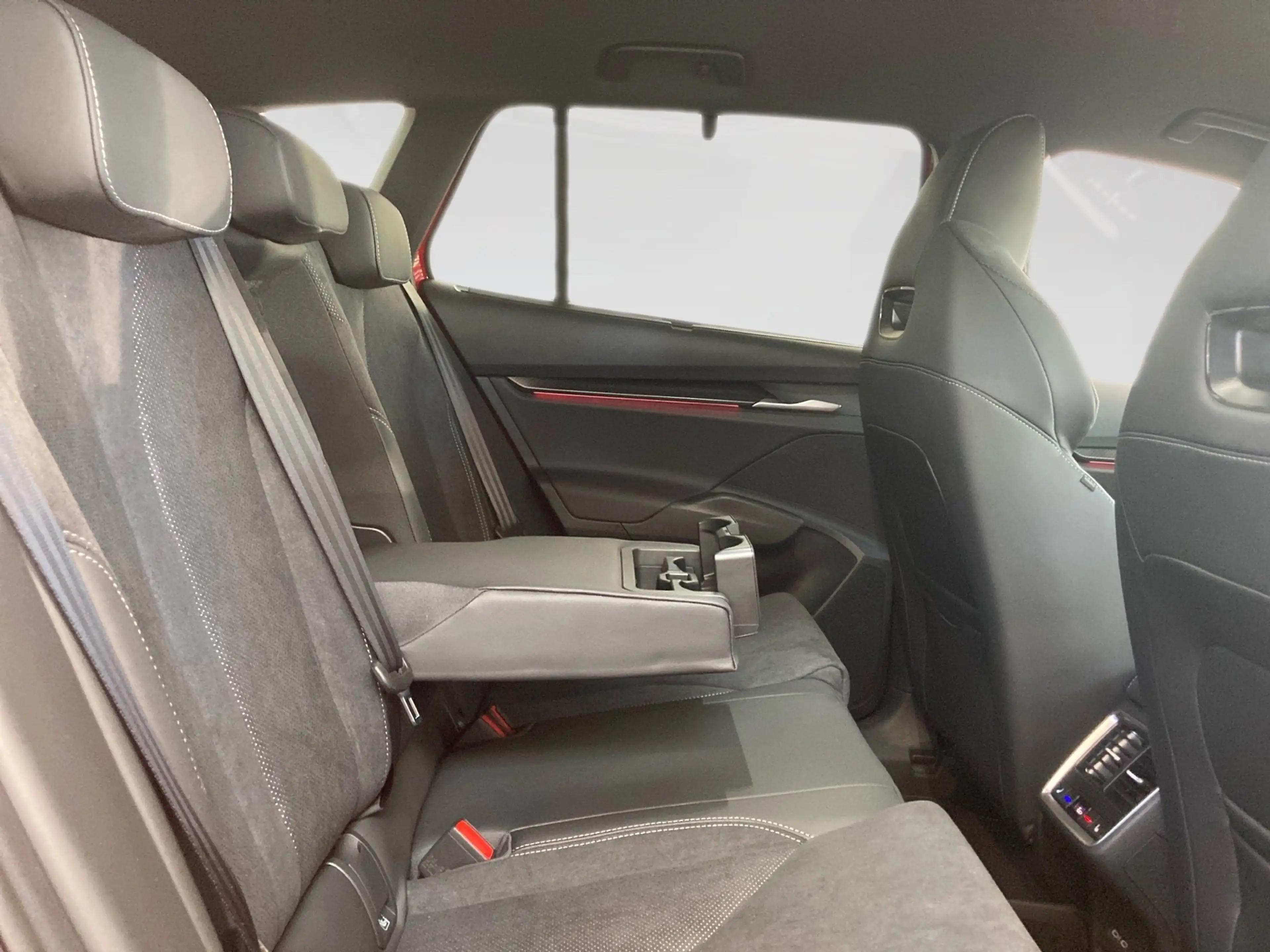 Skoda Enyaq SPORTLINE 82KWH LED.NAV.DSG.MASSAGE.HUD.CANTON.360 — photo 10