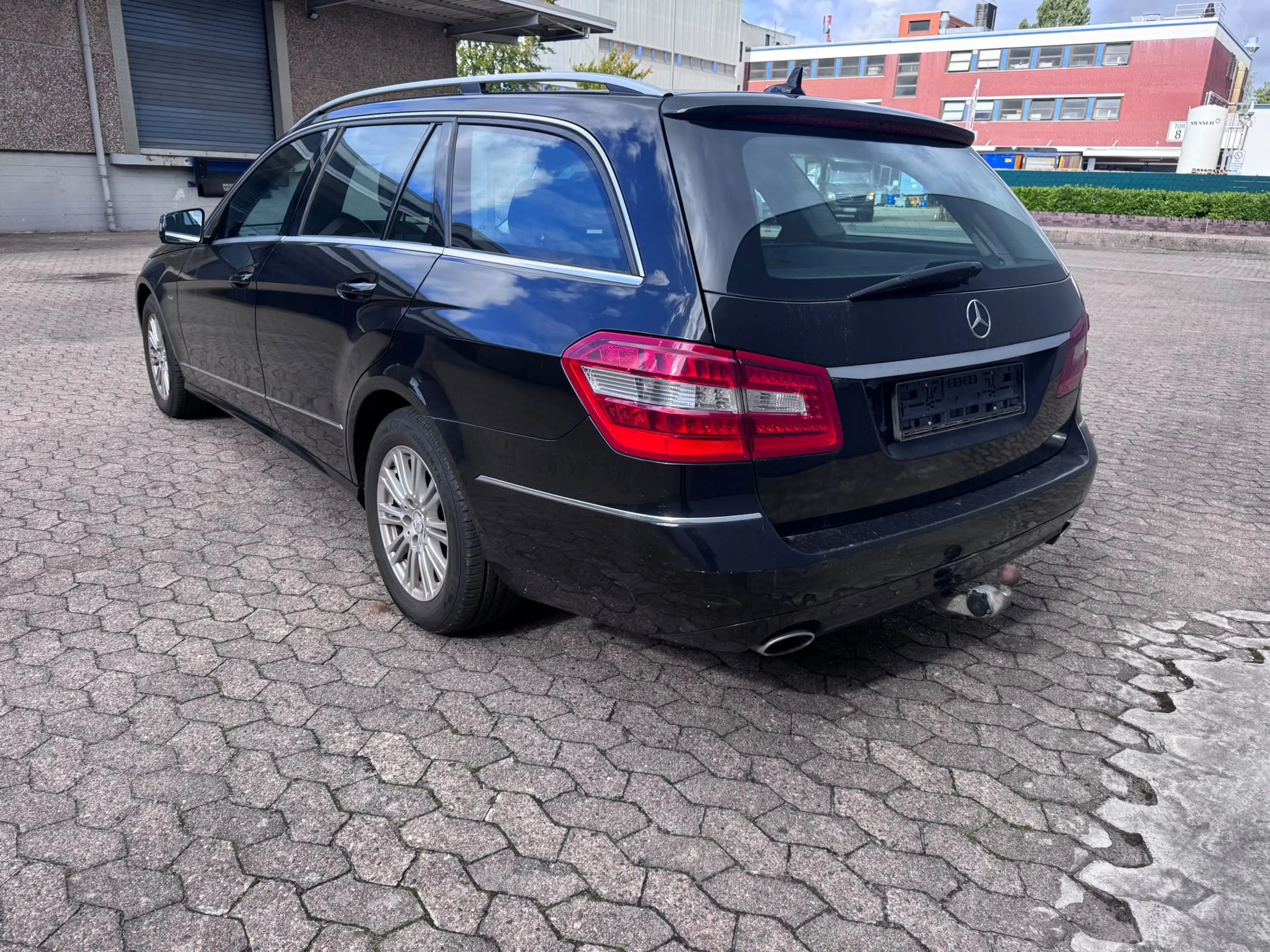 Mercedes-Benz E 300 E 300 CDI BlueEfficiency (212.225) — photo 4