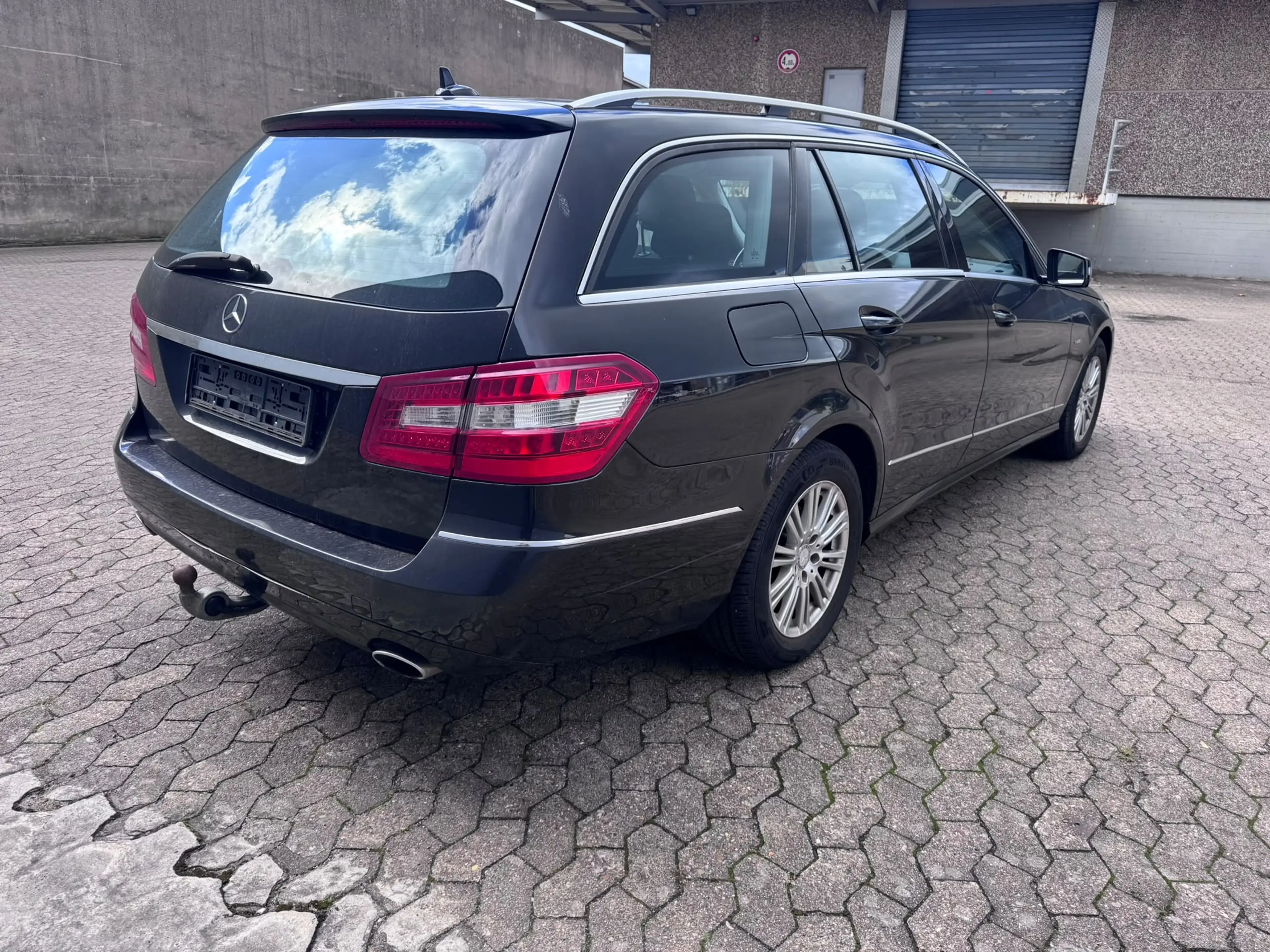 Mercedes-Benz E 300 E 300 CDI BlueEfficiency (212.225) — photo 5