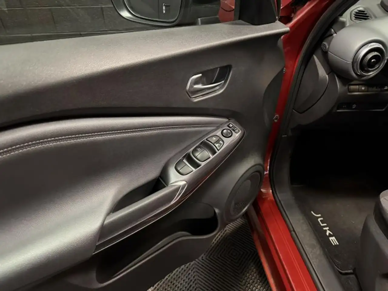 Nissan Juke N Design 1.0 Essence 115cv *CARPLAY*CAMERA*CAPTEUR, миниатюра 11