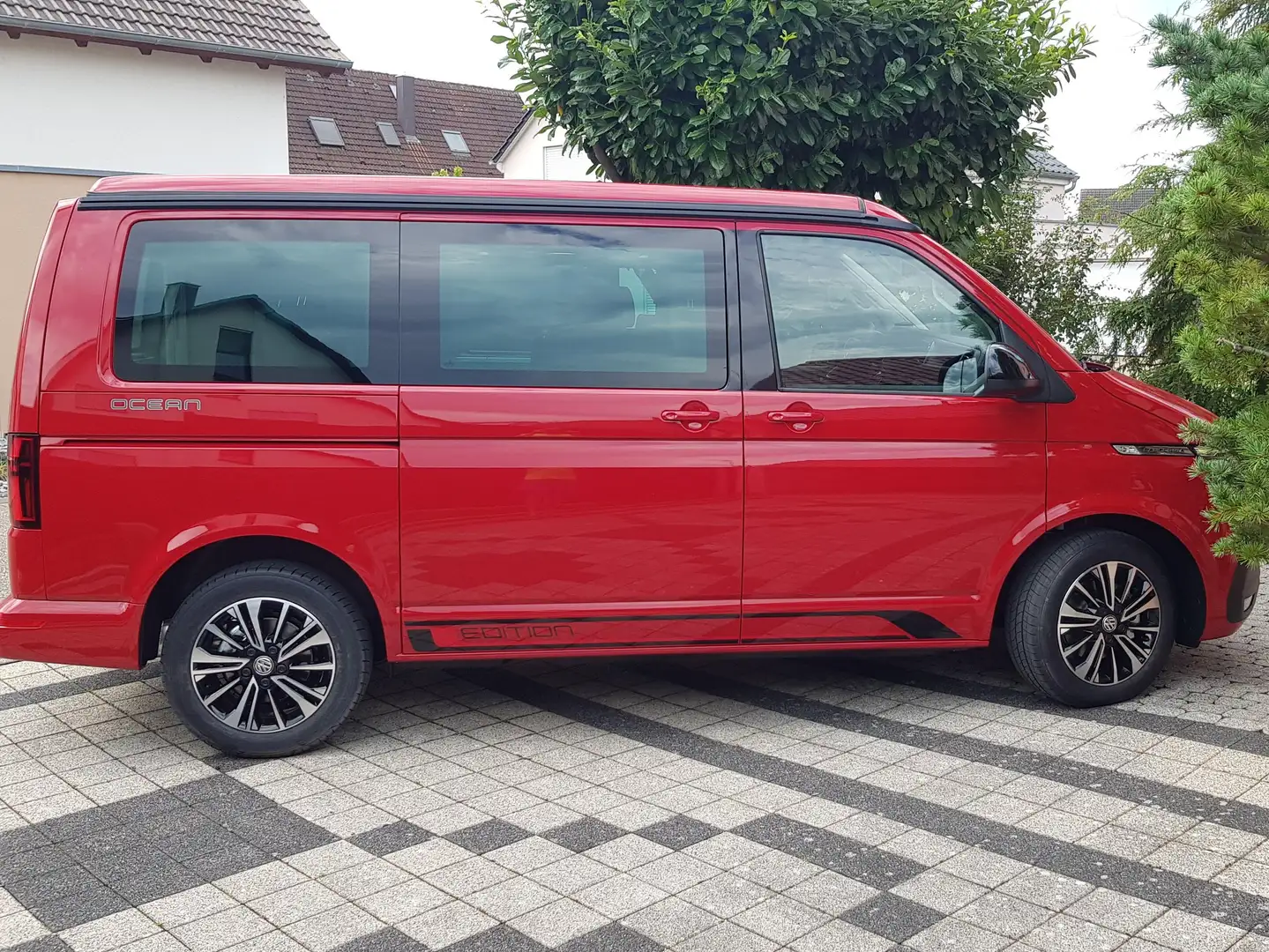 Volkswagen T6.1 California California T6.1 DSG Ocean Edition Rot - 2