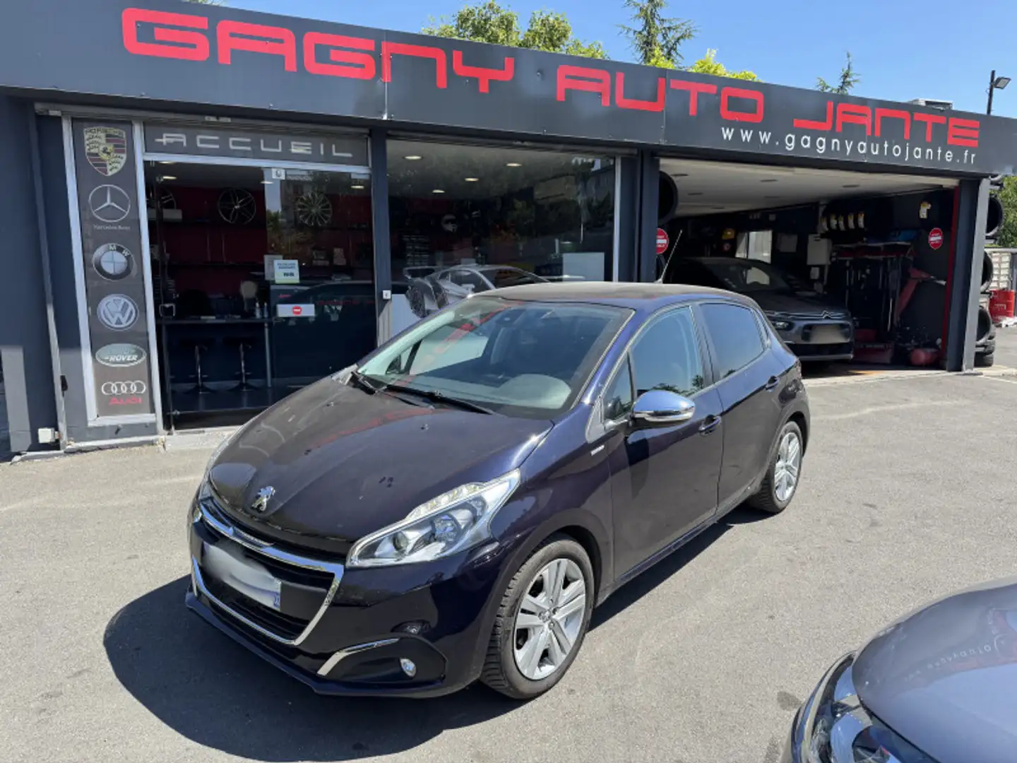Peugeot 208 1.2 PURETECH 82CH STYLE 5P ETHANOL Bleu - 1