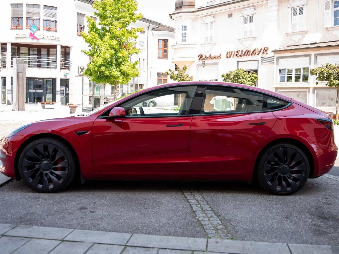 Tesla Model 3 Model 3 Performance AWD Rot - 2