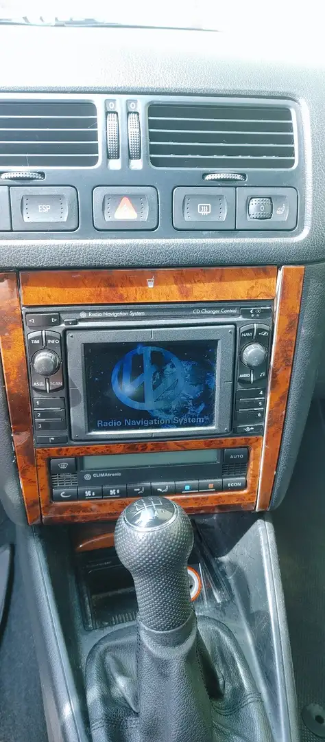 Volkswagen Bora 2.0 Edition - 2