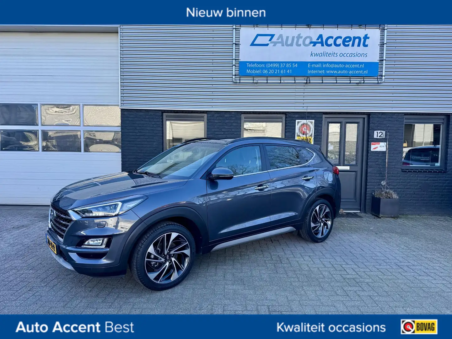 Hyundai TUCSON 1.6 T-GDi Premium Leder/Camera/Pano/71dkm... Grau - 1