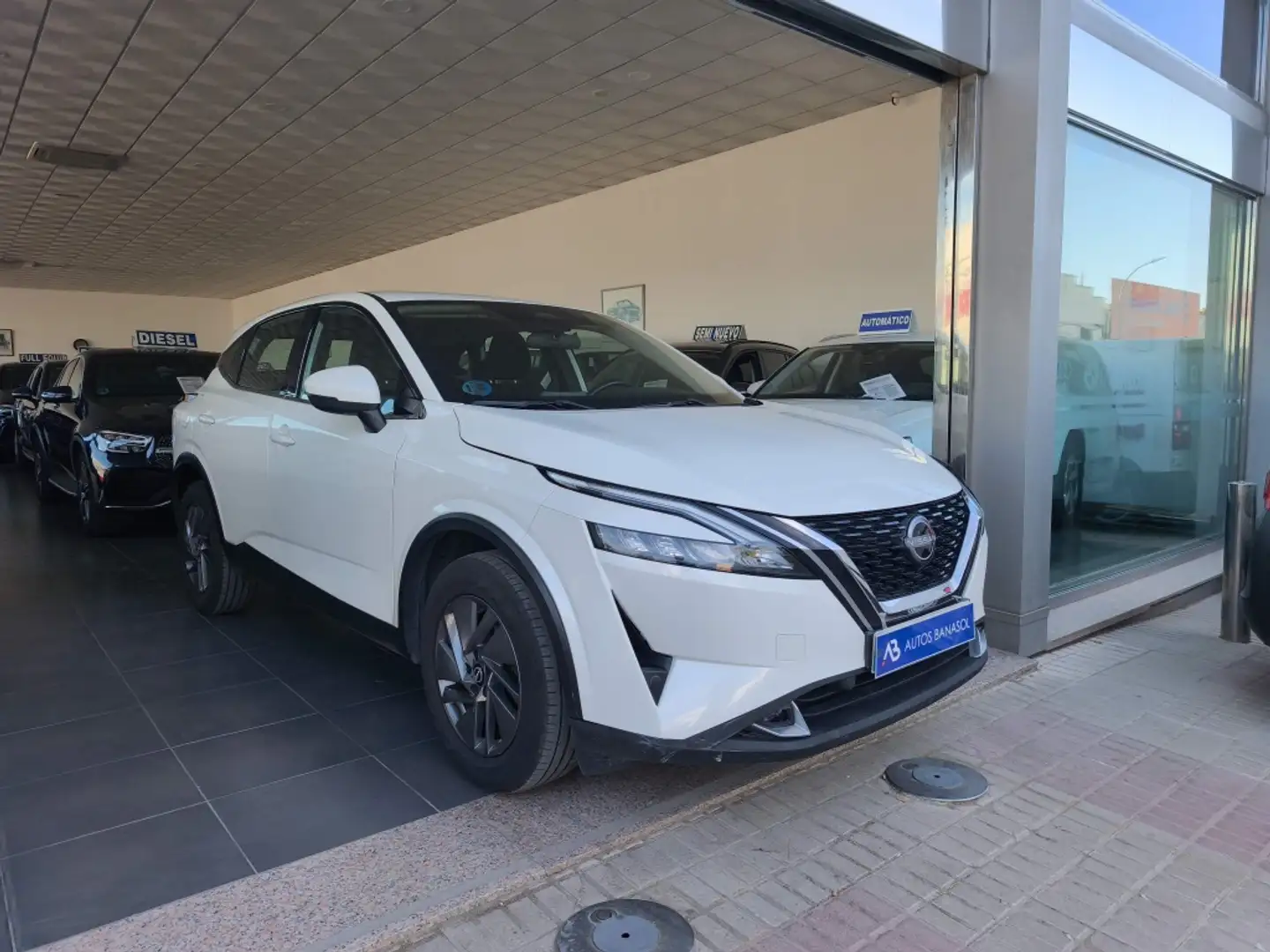 Nissan Qashqai 1.3 DIG-T mHEV 12V Acenta 4x2 Aut. 116kW Blanco - 2