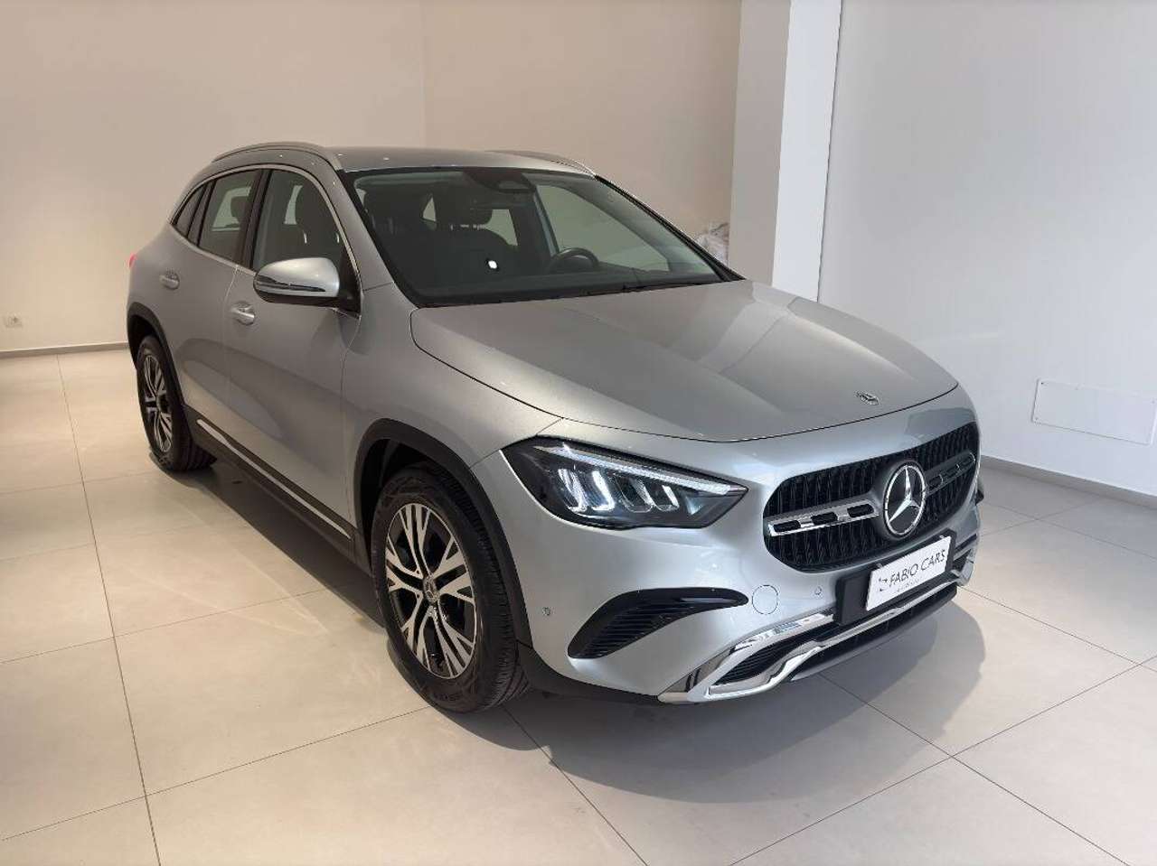 Mercedes-Benz GLA 180 180 d Progressive Advanced auto
