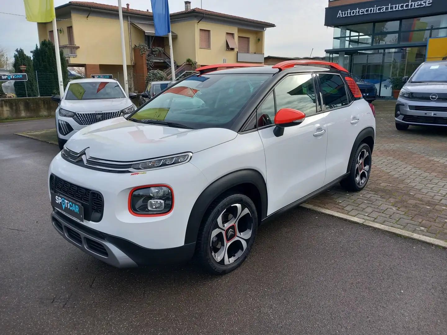 Citroen C3 Aircross C3 Aircross PureTech 110 S&S Shine Weiß - 1