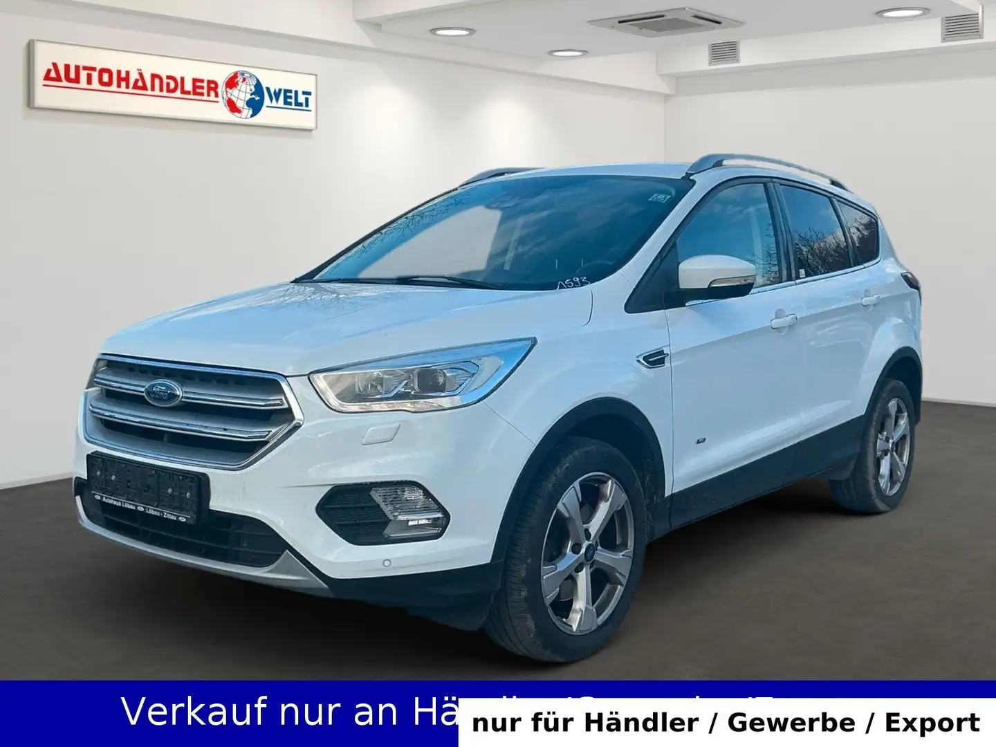 Ford Kuga 1.5 EcoBoost Titanium 4x4 Automatik Blanc - 1