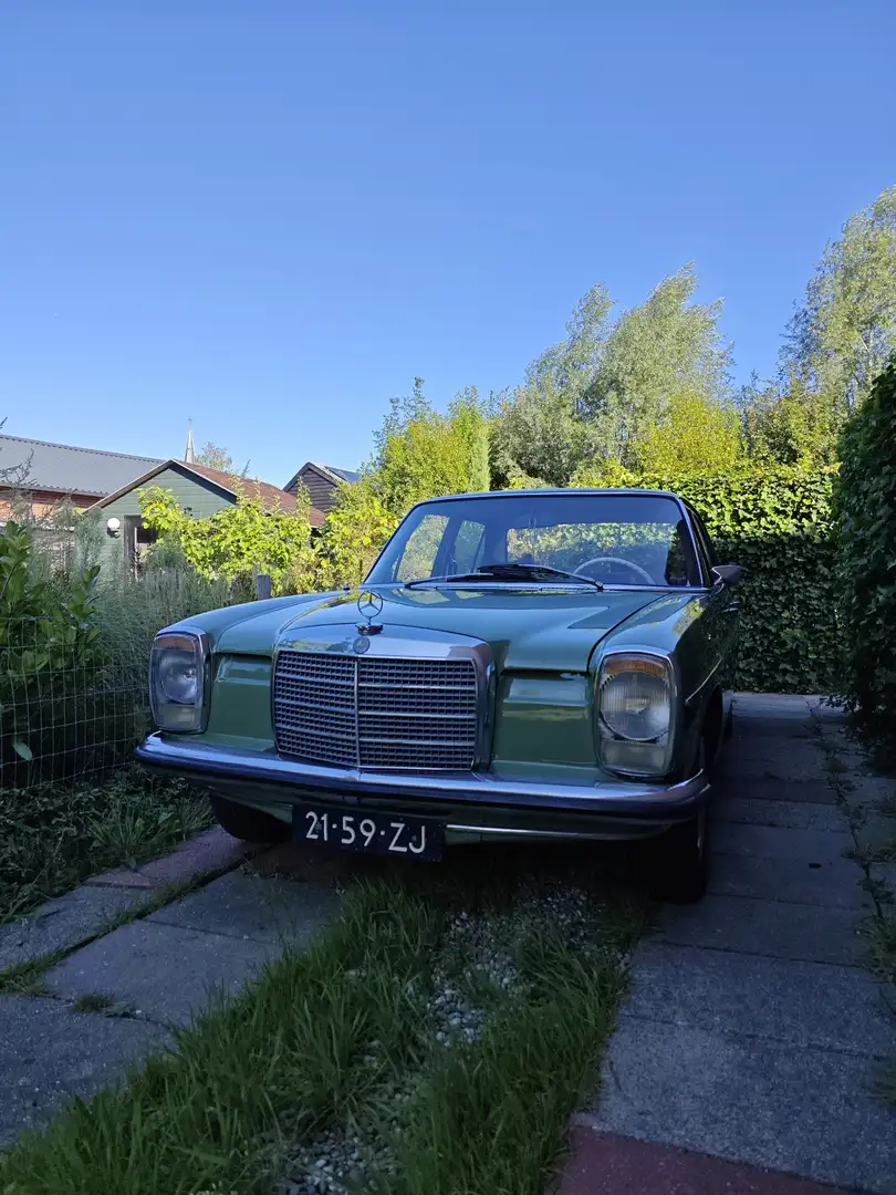 Mercedes-Benz W 114/115 Strich-Acht - 2