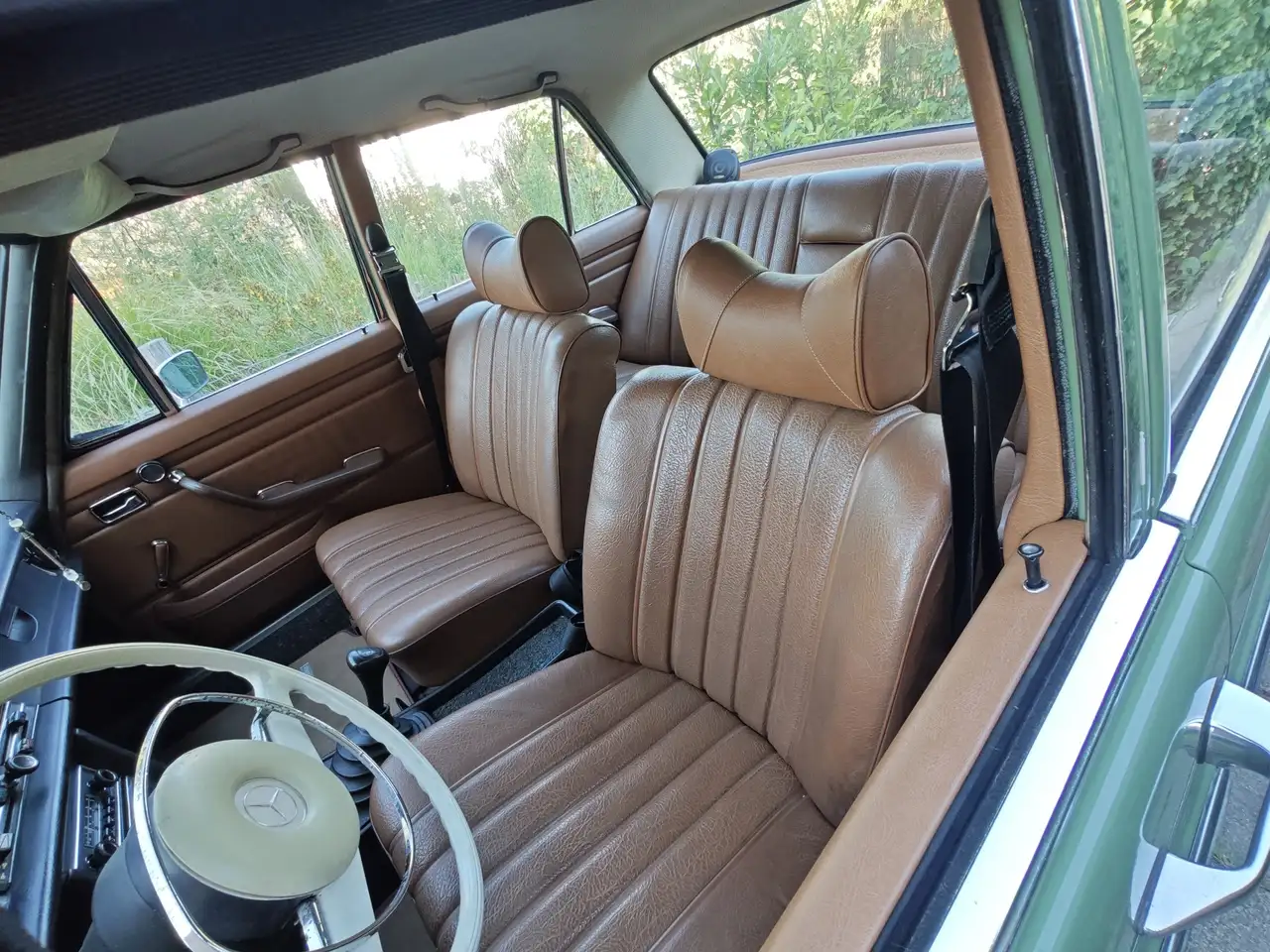 Mercedes-Benz W 114/115 Strich-Acht, foto 5