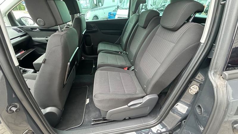 SEAT Alhambra 2.0 TDI AHK Navigation Kamera — photo 15