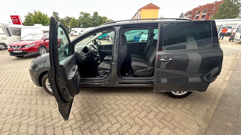 SEAT Alhambra 2.0 TDI AHK Navigation Kamera — photo 10