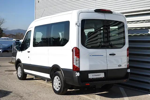 Ford E-Transit Kasten 67kWh/135kW L2H2 350 Trend ON4... Ansicht 5