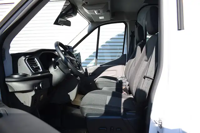Ford E-Transit Kasten 67kWh/135kW L2H2 350 Trend ON4... Ansicht 15