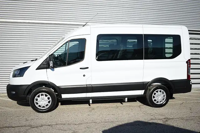 Ford E-Transit Kasten 67kWh/135kW L2H2 350 Trend ON4... Ansicht 3
