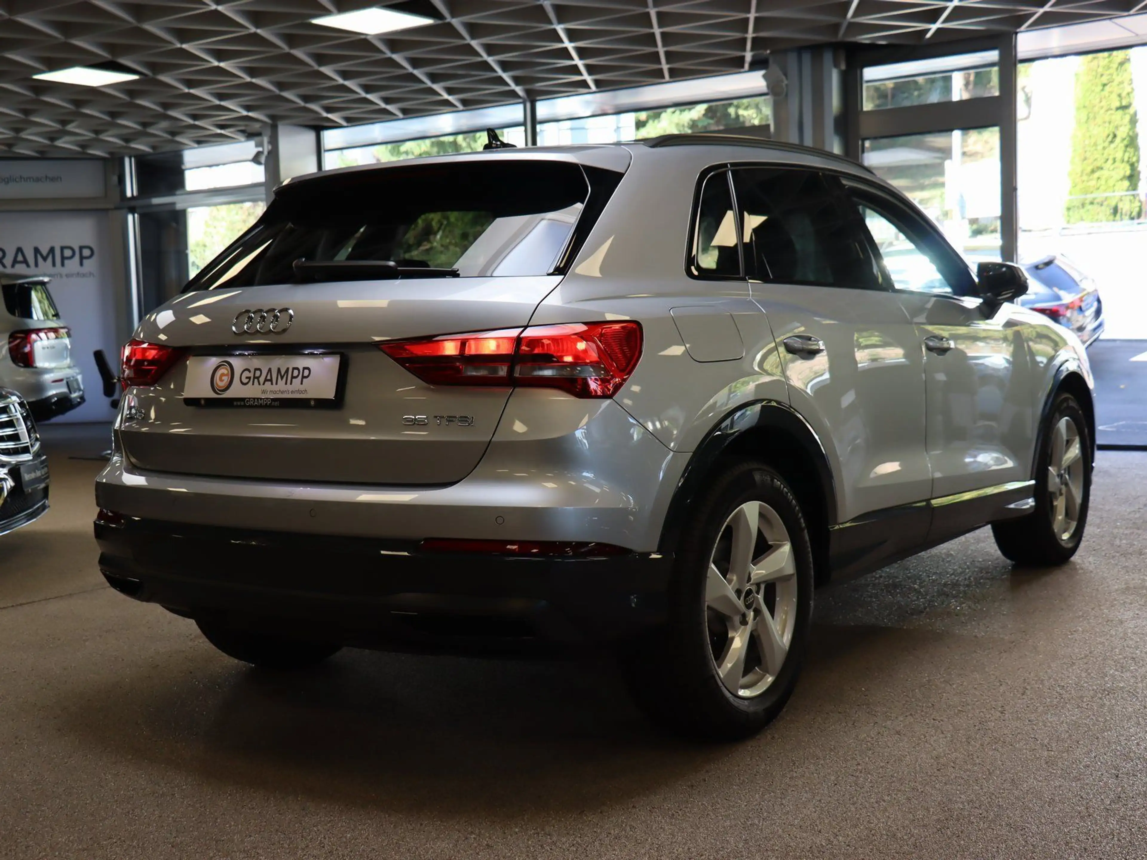 Audi Q3 35 1.5 TFSI advanced DSP/DISTRONIC/AHK... — photo 4