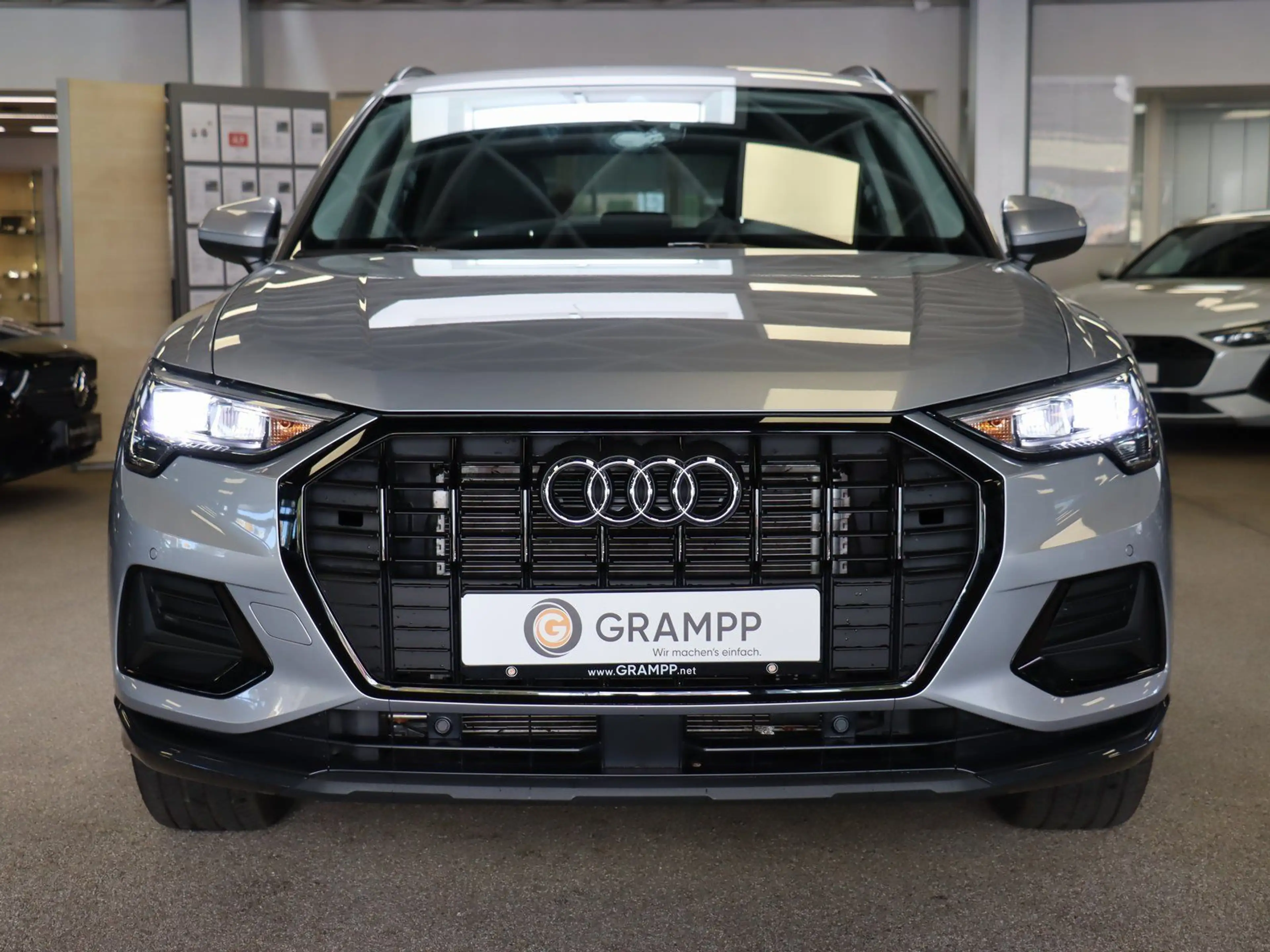 Audi Q3 35 1.5 TFSI advanced DSP/DISTRONIC/AHK... — photo 2
