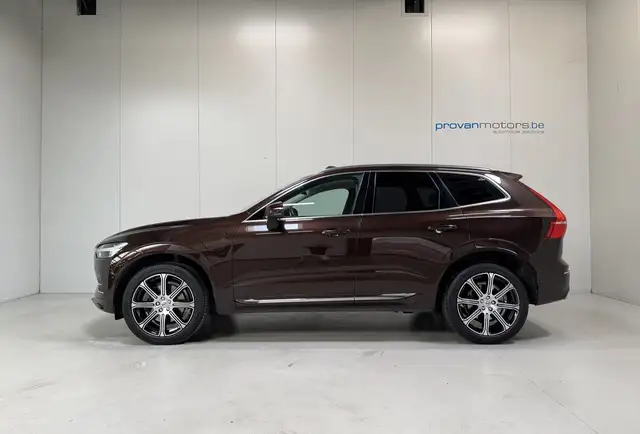 Volvo XC60 view 8