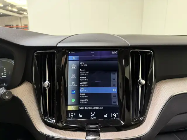 Volvo XC60 view 15