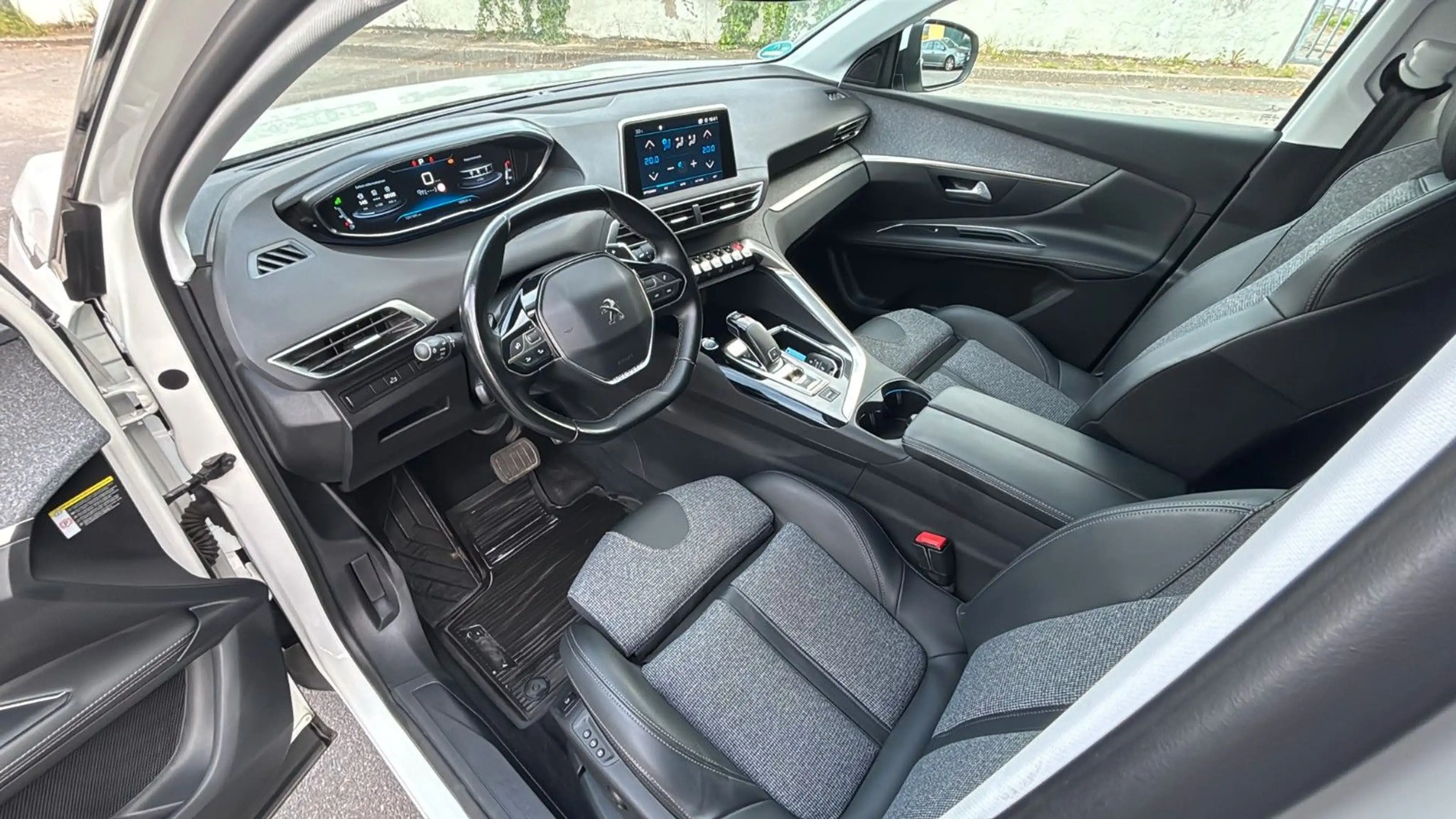 Peugeot 3008 Allure *Automatik* *Gut gepflegt* — photo 9