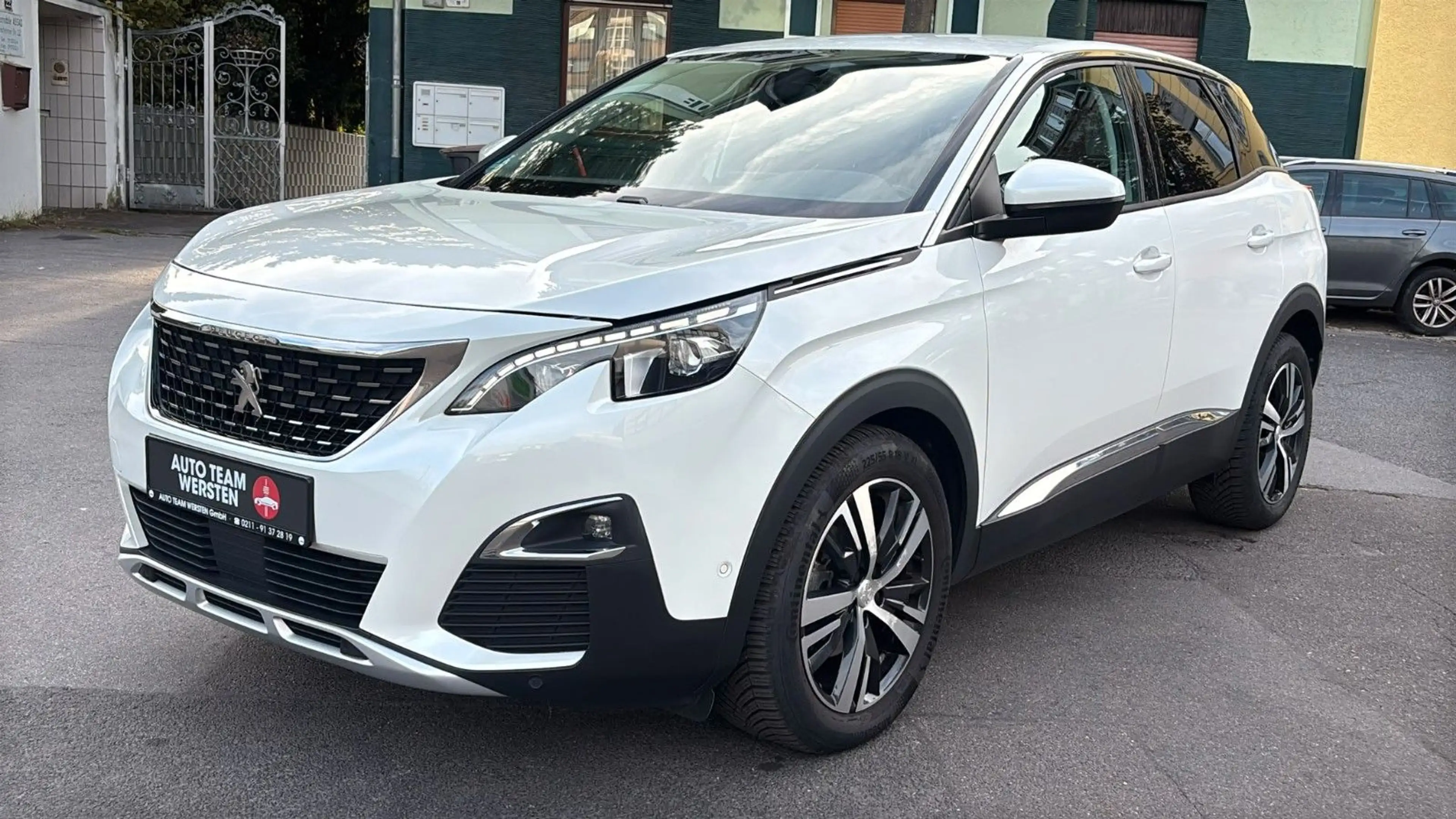 Peugeot 3008 Allure *Automatik* *Gut gepflegt* — photo 2