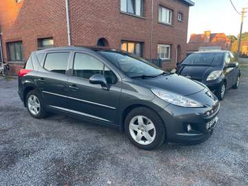 SW 1.4i Benzine,Allure,Airco,Pano,Leder,Gps,...