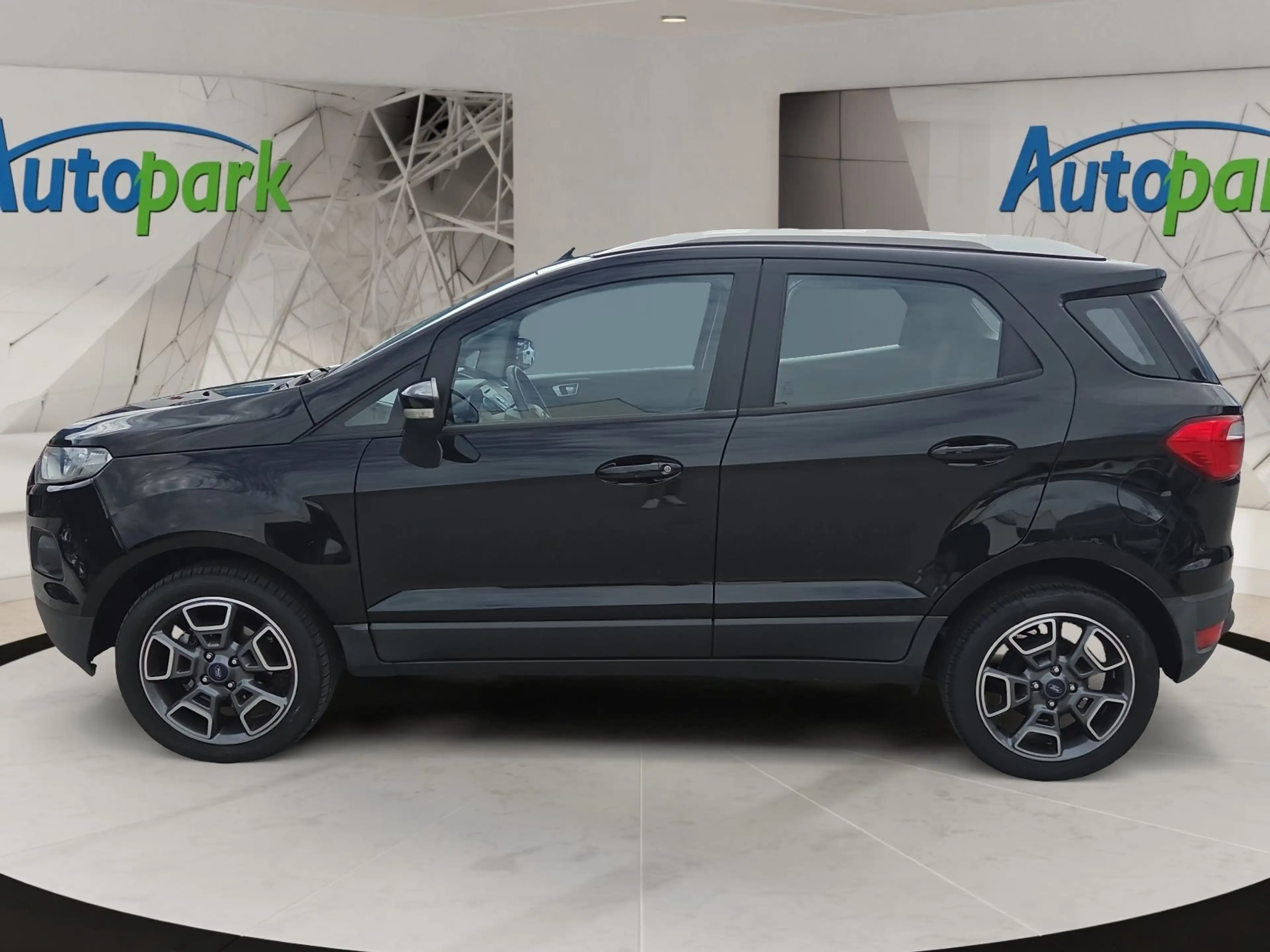 Ford EcoSport TREND 5T 1.0l ECOBOOST 125PS — photo 4