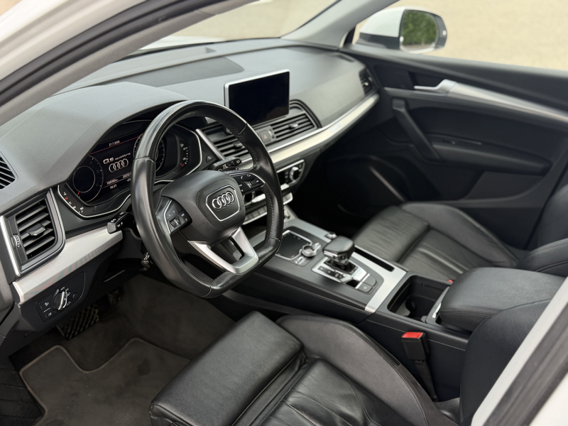 Audi Q5 2.0 TDI quattro S tronic S Line — photo 10