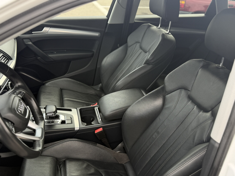 Audi Q5 2.0 TDI quattro S tronic S Line — photo 11