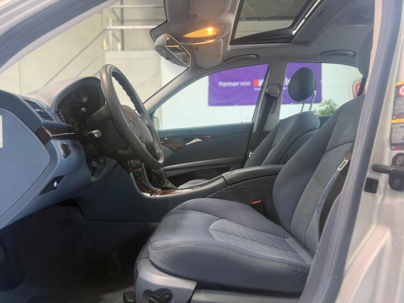Mercedes-Benz E 220 E Limousine Schiebedach Automatik — photo 13