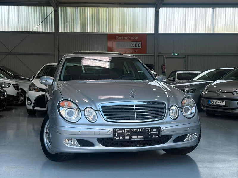 Mercedes-Benz E 220 E Limousine Schiebedach Automatik