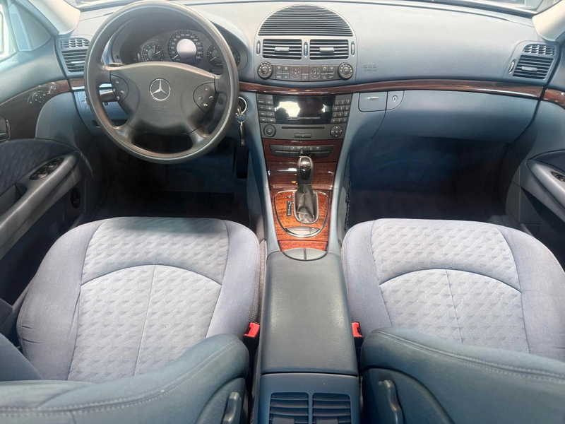 Mercedes-Benz E 220 E Limousine Schiebedach Automatik — photo 10