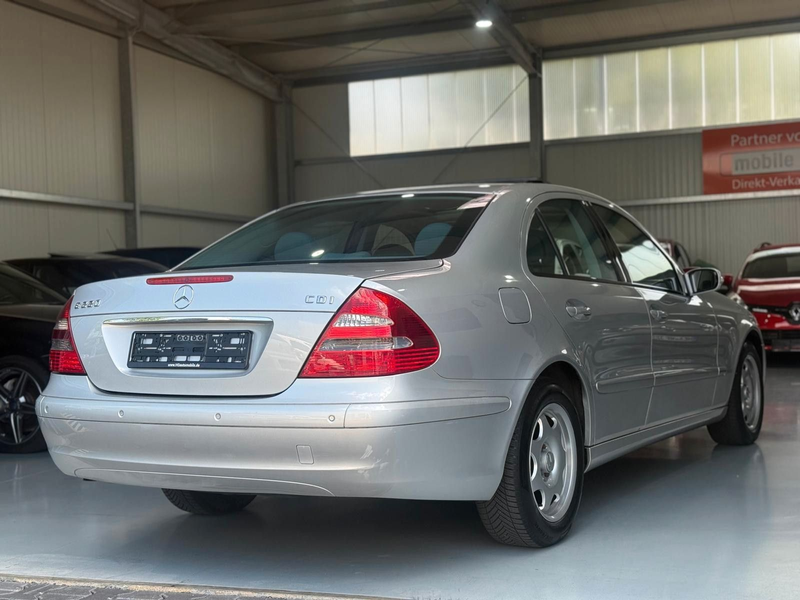 Mercedes-Benz E 220 E Limousine Schiebedach Automatik — photo 6
