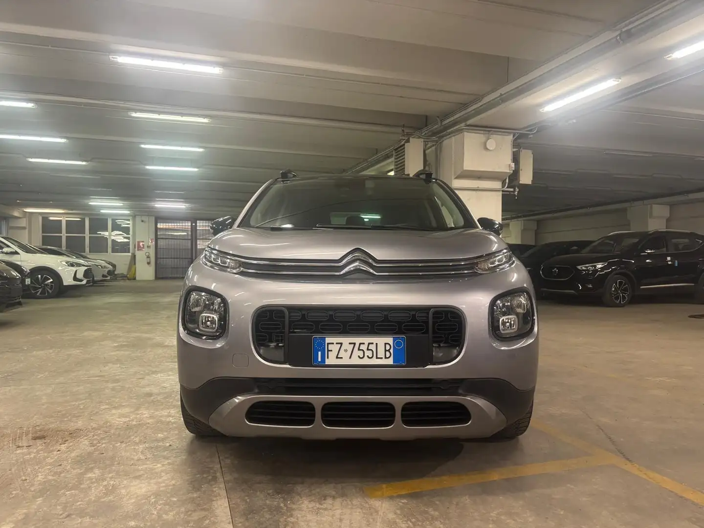 Citroen C3 Aircross 1.5 bluehdi Shine s&s 100cv Grigio - 2