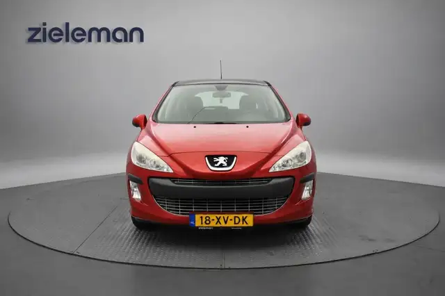 Peugeot 308 view 14