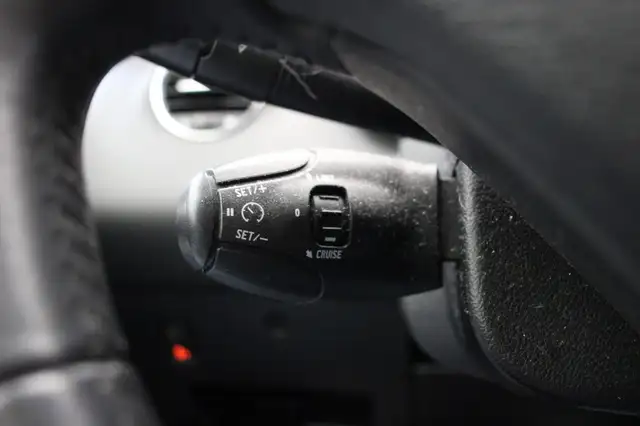 Peugeot 308 view 6