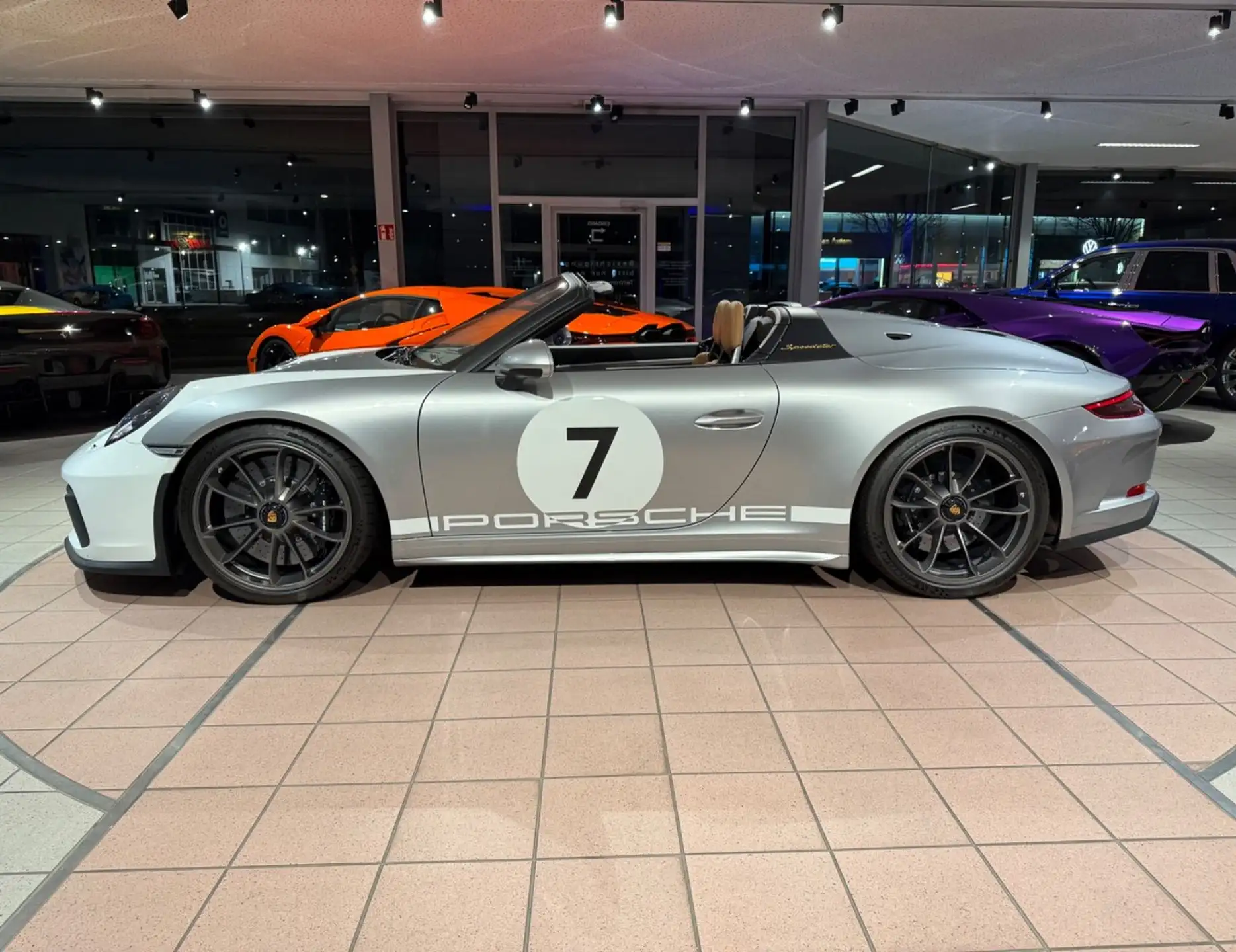 포르쉐 911 Carrera Cabriolet 2019 화이트 사진 6