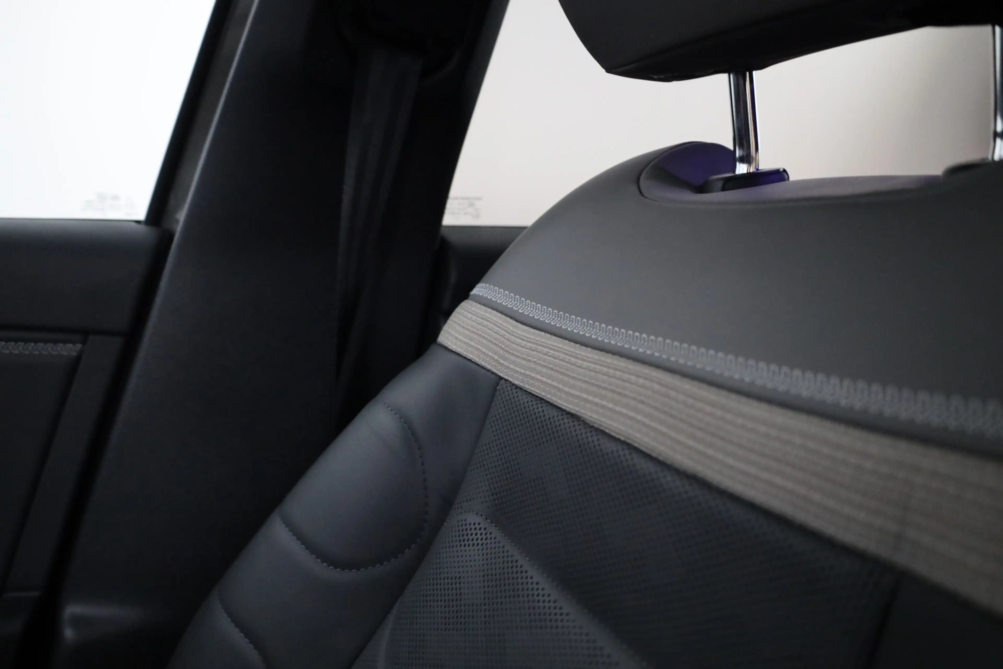 Citroen C5 X Plug-in Hybrid 225 Shine Android Auto | Apple Carp — photo 36